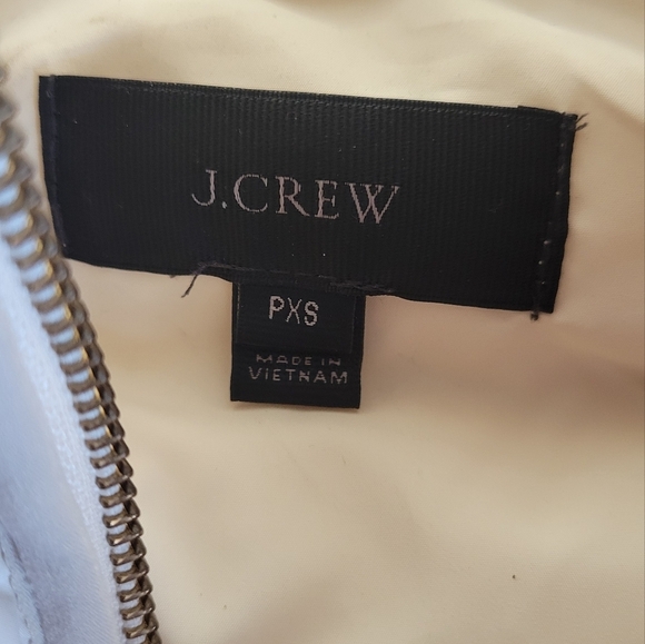 J. Crew Mountain Puffer Vest Size PXS - Picture 4 of 8